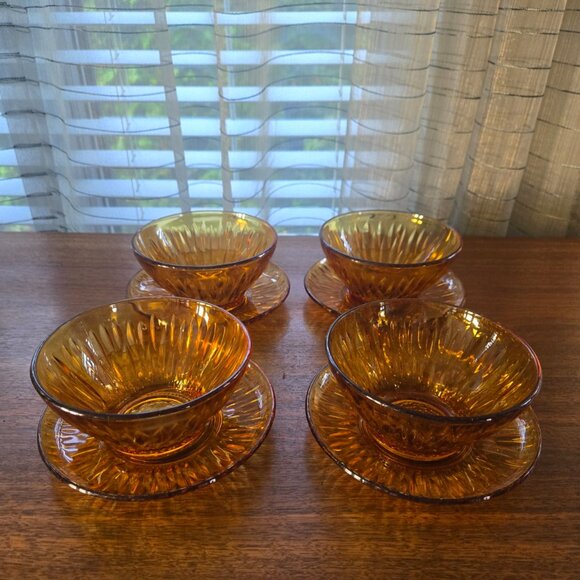 Vereco Glass Bowl and Saucers, Service for 4, VTG French Tempered Glass 6.25" - Picture 1 of 16
